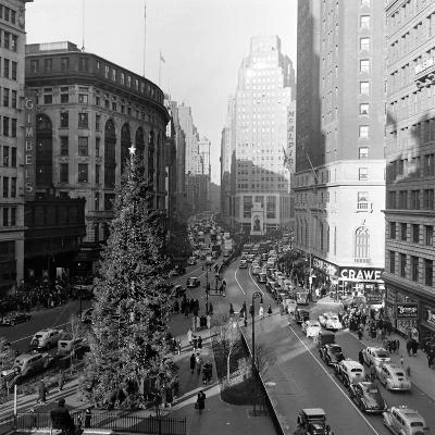 Christmas Tree On 52nd Street Next To Gimbels Department Store, New York, NY, 1940S 16" X 16" Just The Print 4 Christmas Tree On 52nd Street Next To Gimbels Department Store, New York, NY, 1940S 16" X 16" Just The Print - Image 4